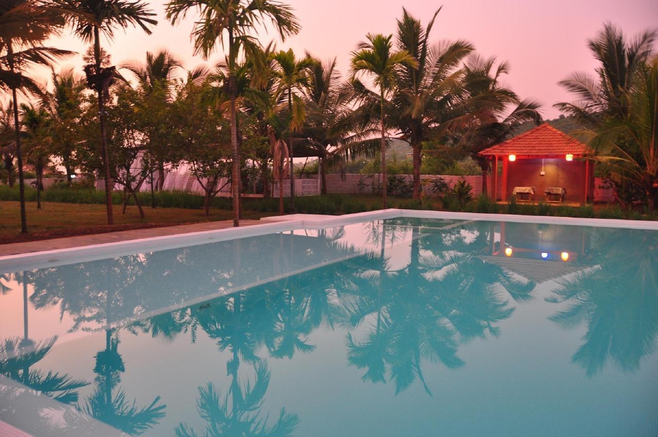 Aquatica Resorts & Spa Morjim Exterior photo